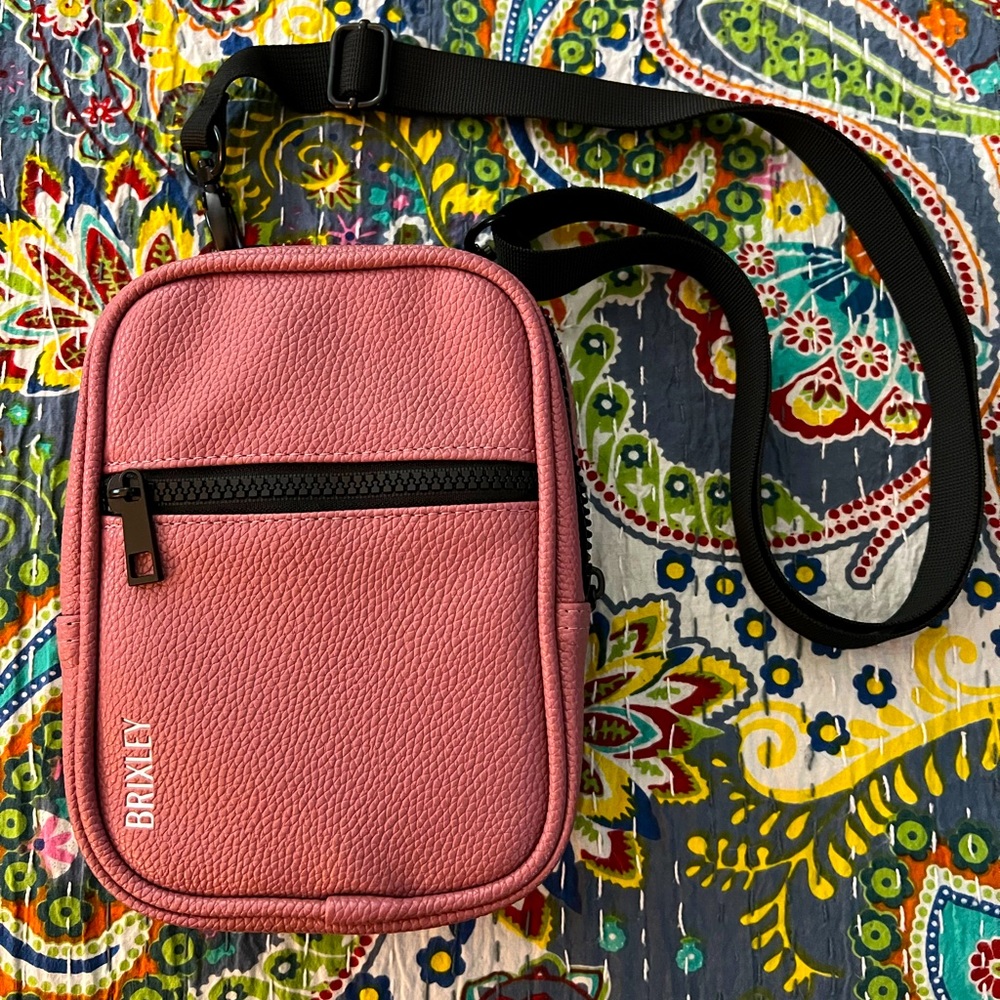 Brixley Convertible Leather Bag 💗
